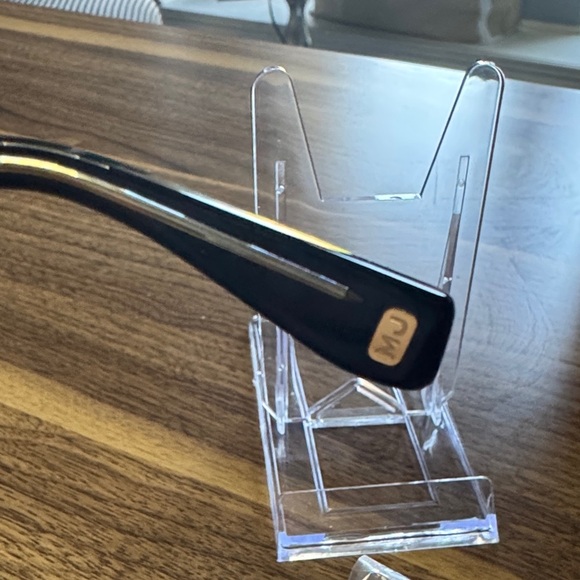 Marc Jacobs Bold Black Sunglasses - Picture 9 of 13